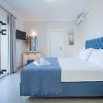 Villa Kavos House