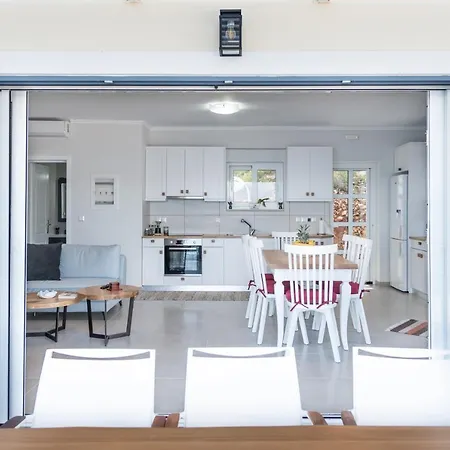 Kavos House Вилла *